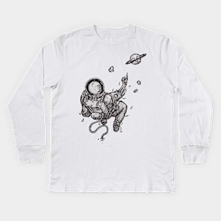 astronout flew Kids Long Sleeve T-Shirt